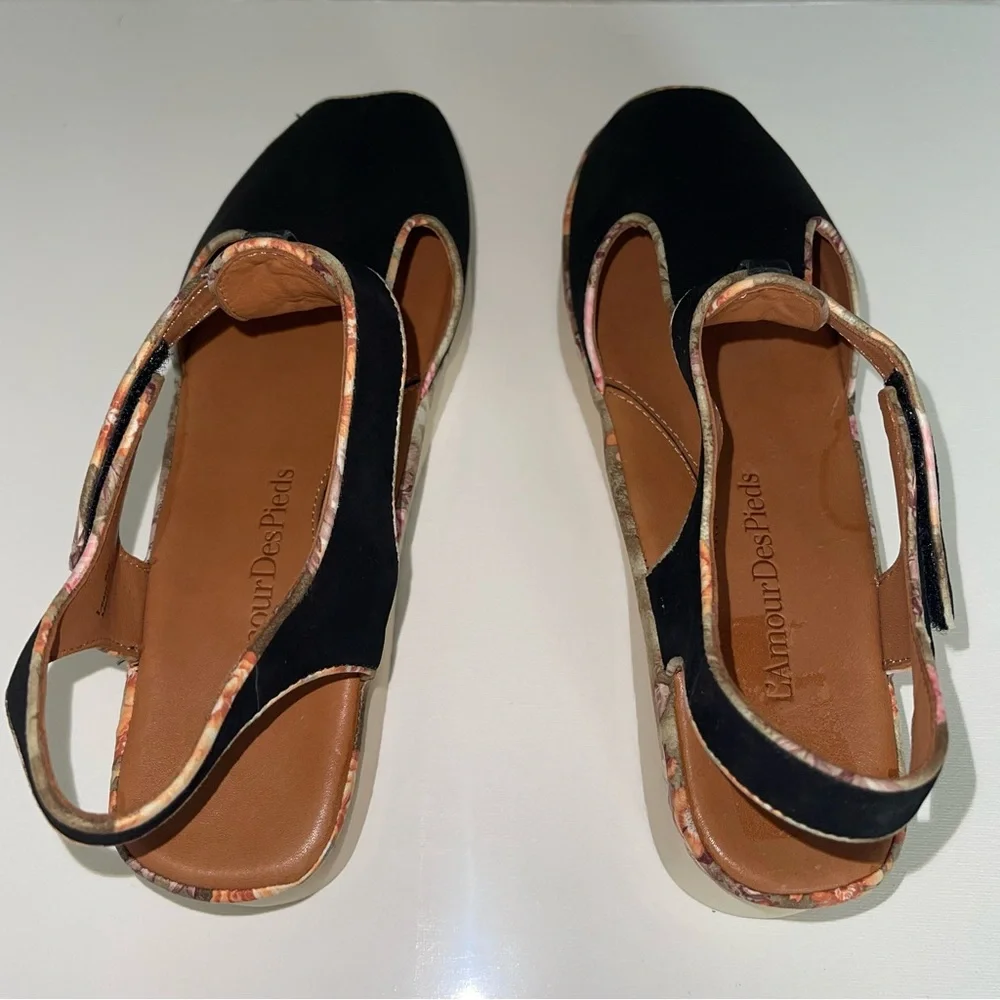 L'Amour black peep‎ toe, platform style sandal